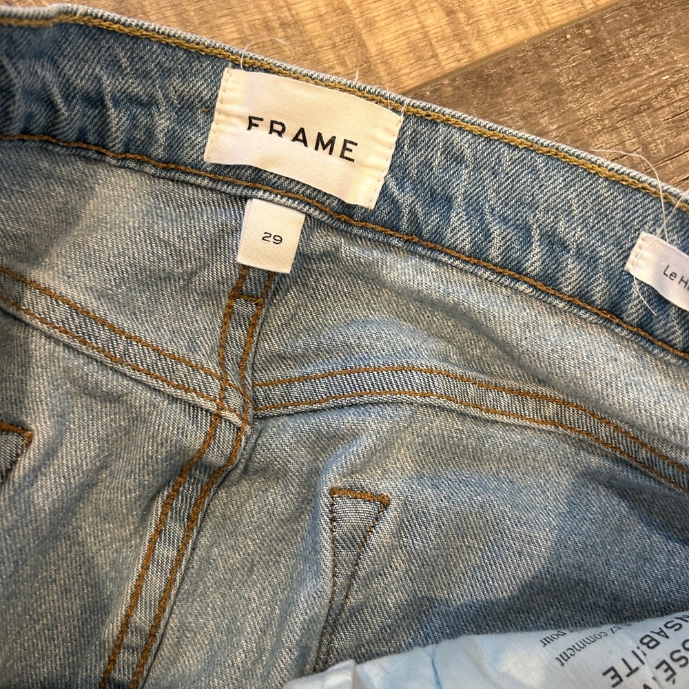 FRAME Le High Straight